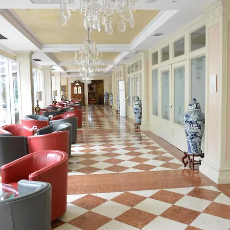Ξενοδοχείο Grand Liberty 4*